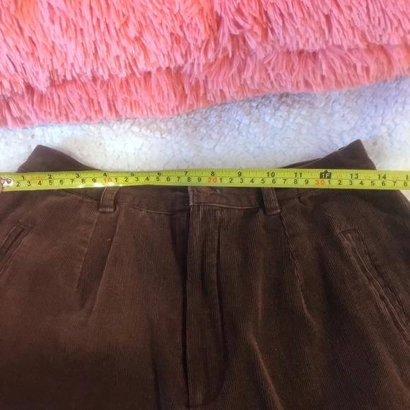 907 Company Corduroy Capri with cuffed ankle - Picture 5 of 6